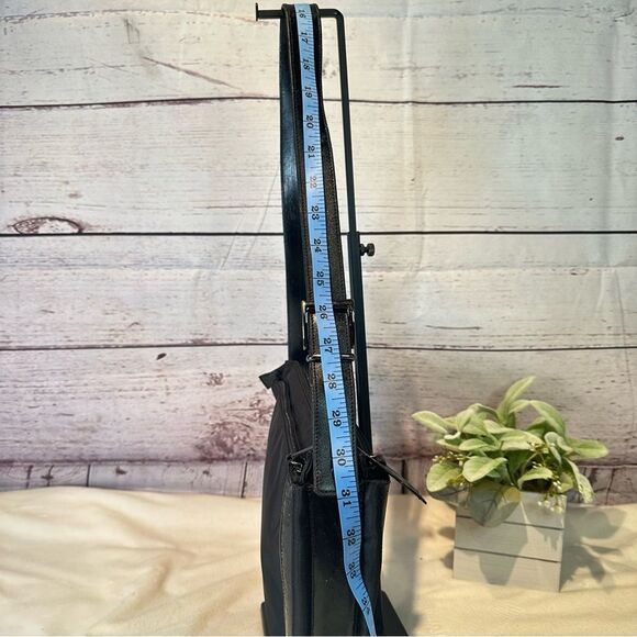 Coccinelle Black Leather and Nylon 3 Compartment Zip Shoulder Bag Made in Italy - Picture 12 of 16